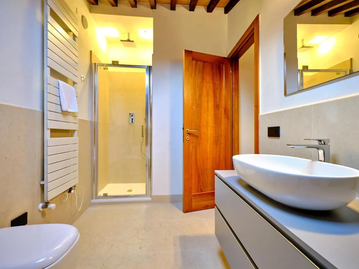 Apartmentsarena - Residenza Degli Scaligeri - Piazza Erbe Verona Daire