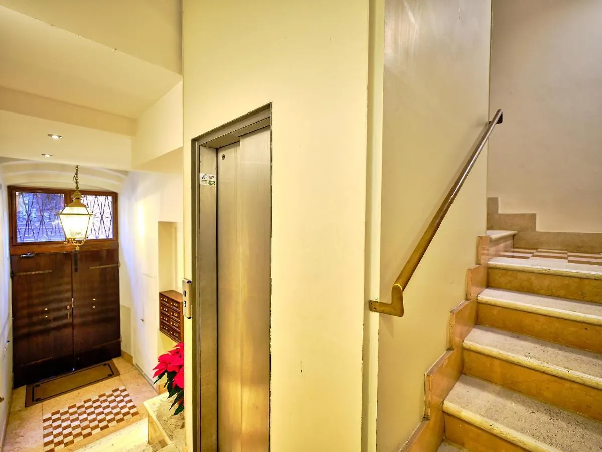 Apartmentsarena - Residenza Degli Scaligeri - Piazza Erbe Verona
